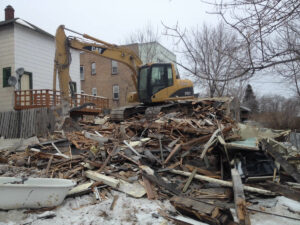 peterson-excavating-and-landscaping-duluth-minnesota-demolition-project-1